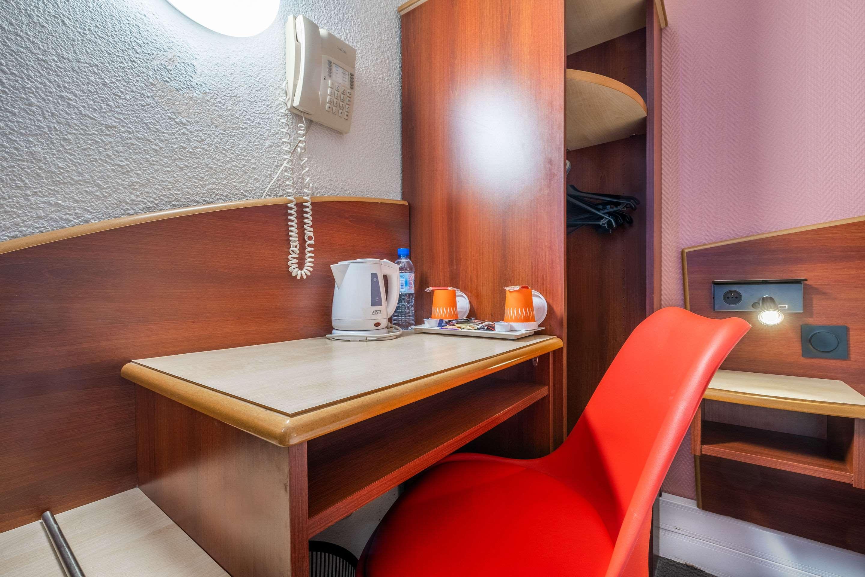 Comfort Hotel Étampes Esterno foto