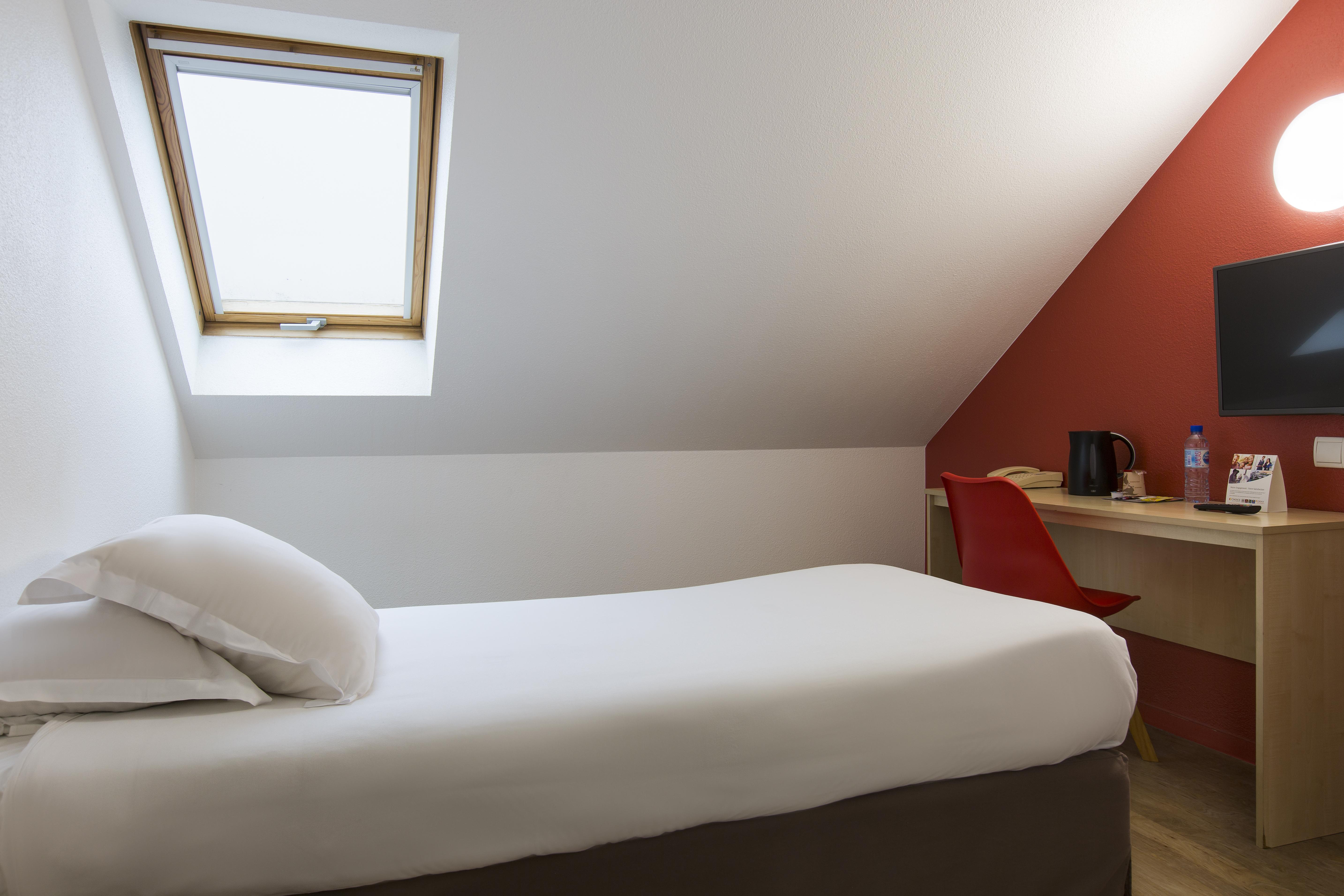 Comfort Hotel Étampes Esterno foto