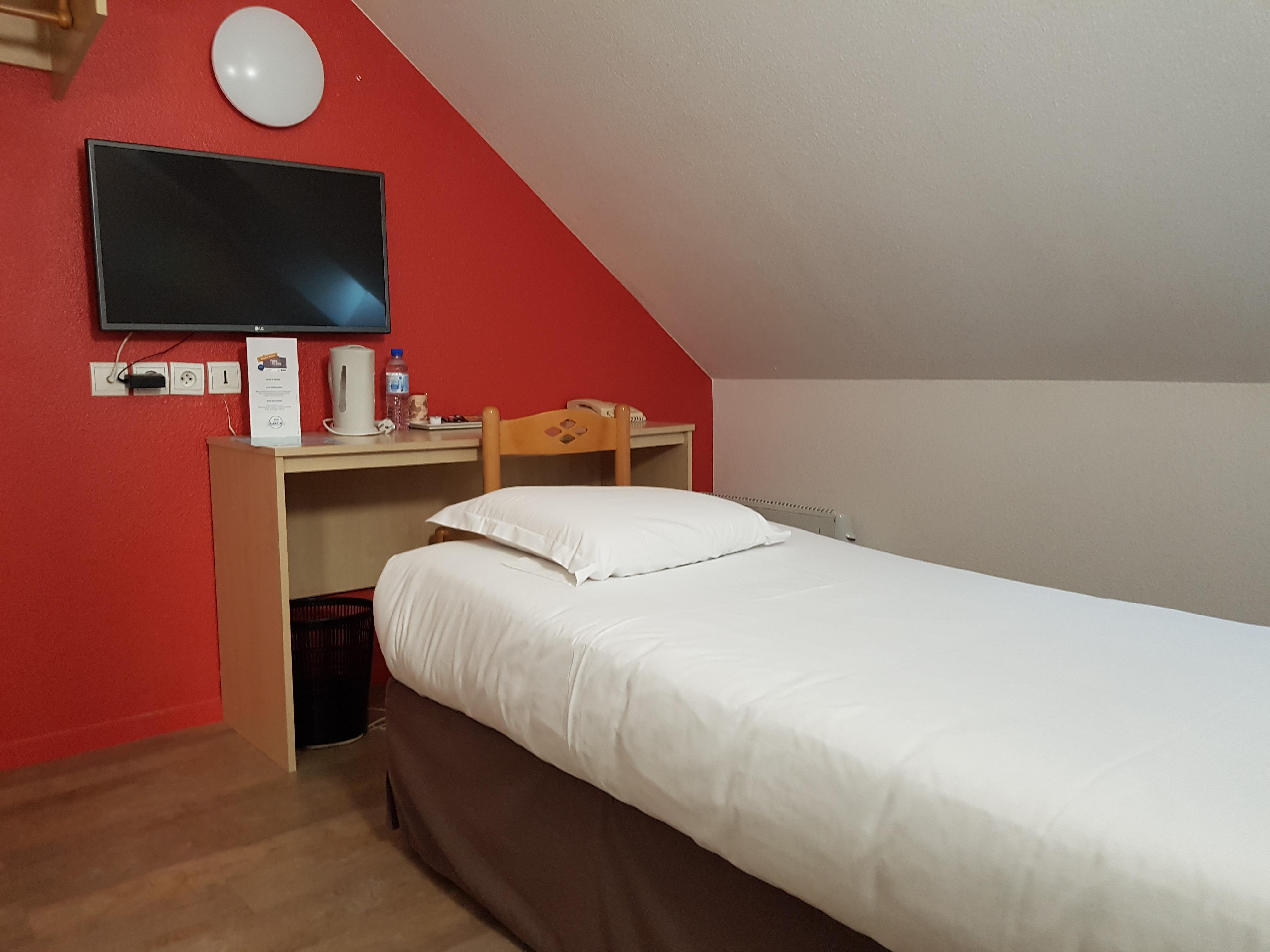 Comfort Hotel Étampes Esterno foto