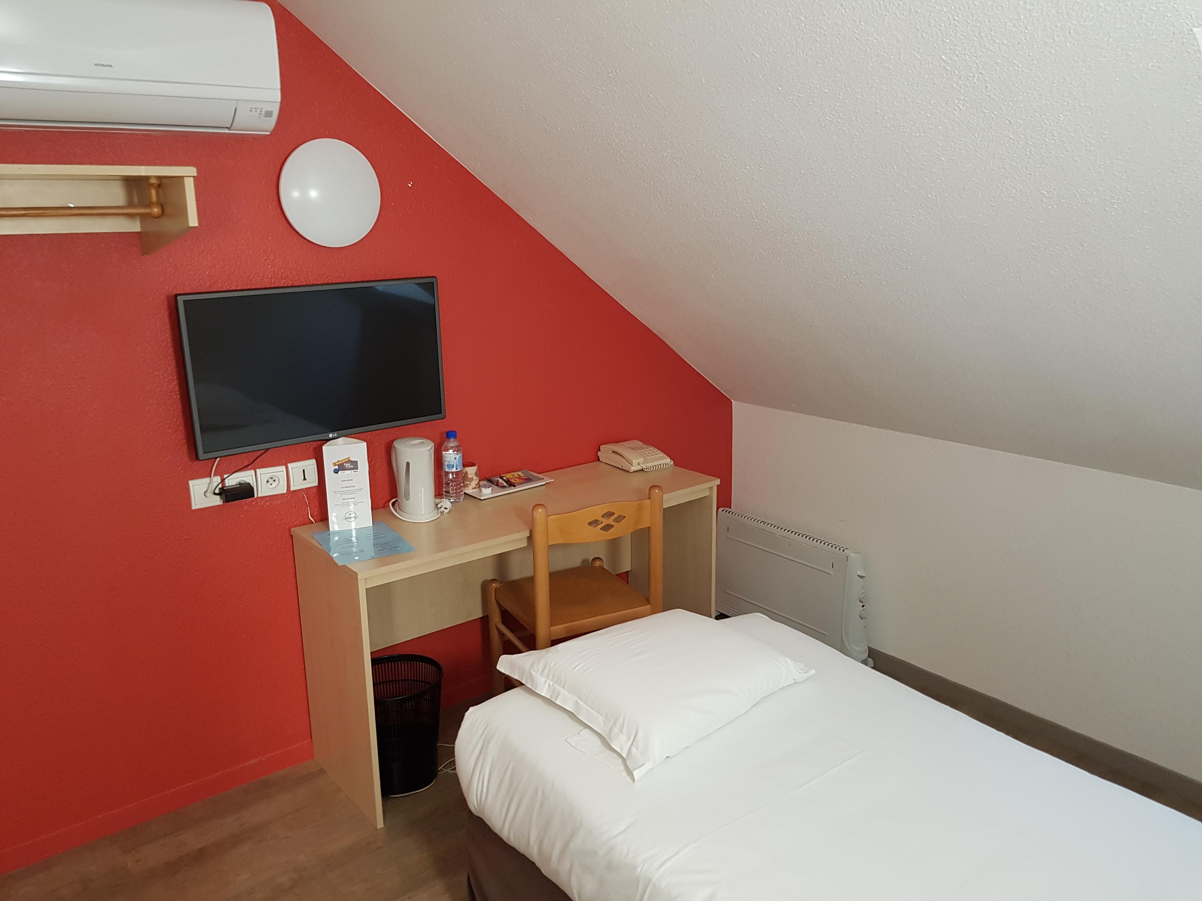 Comfort Hotel Étampes Esterno foto